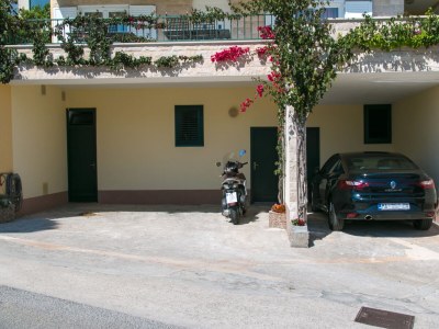 Holiday room with terrace Brela, Makarska S-2717-i - Outdoor photo 7