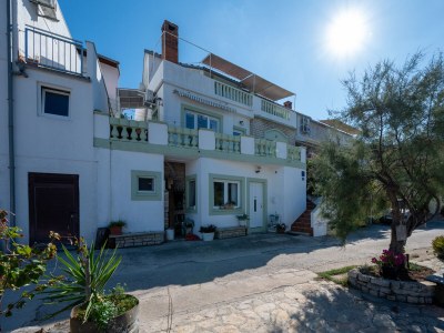 Apartment Two bedroom apartment near beach Zaglav, Dugi otok A-8170-a - Outdoor photo 6