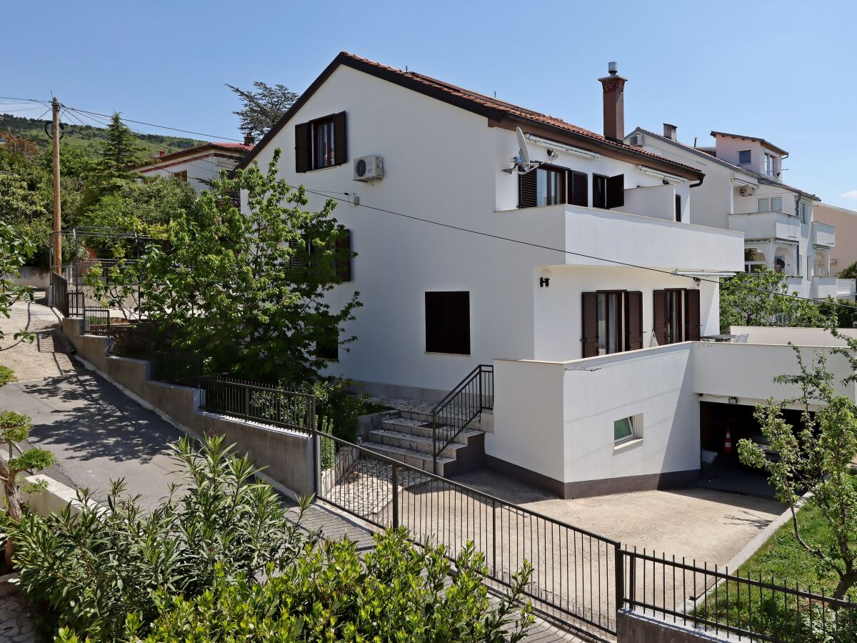 Holiday room with balcony and sea view Selce, Crikvenica S-2362-b - Outdoor photo 2