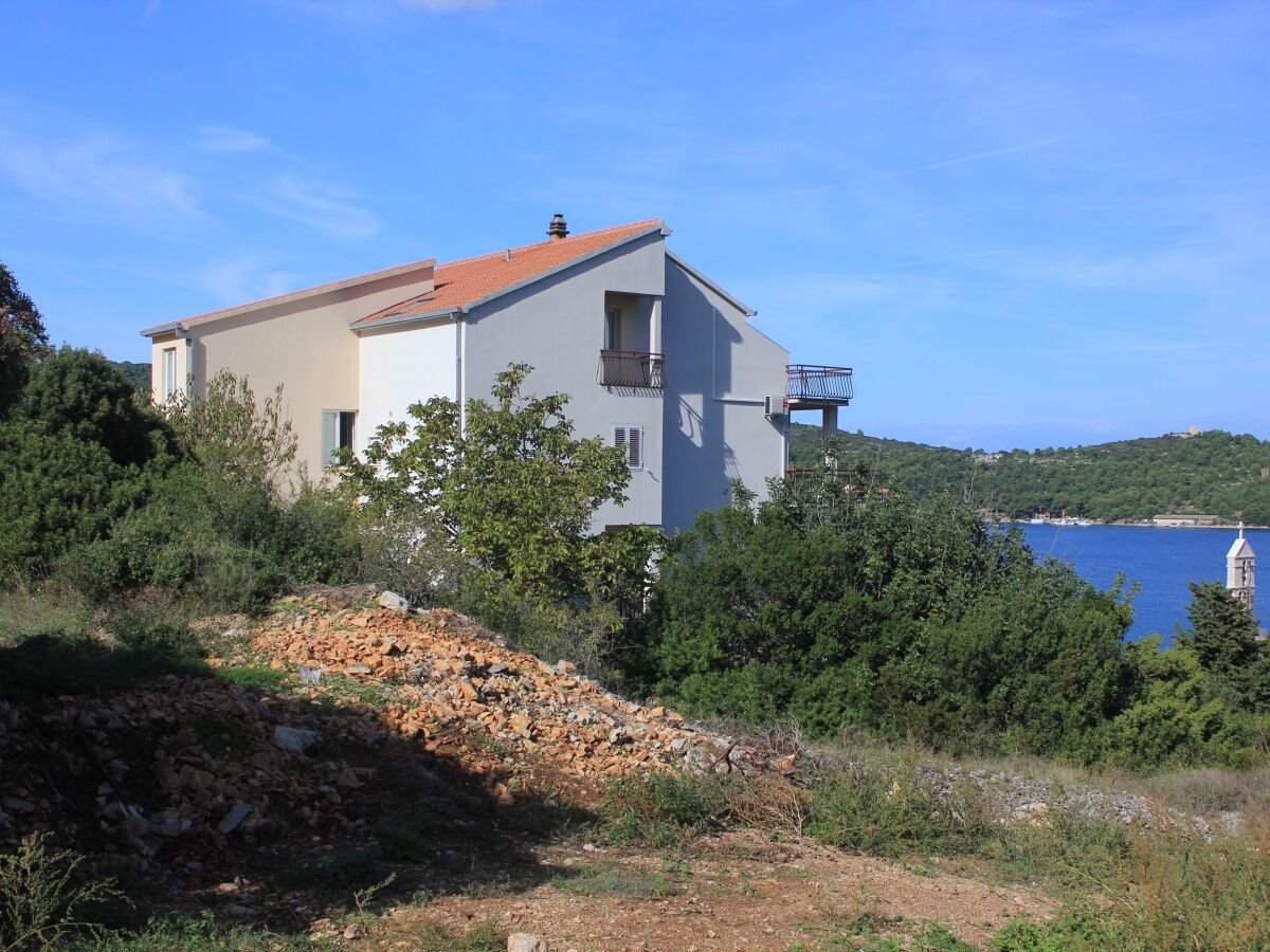Apartment Two bedroom apartment with terrace and sea view Vis A-2470-a - Outdoor photo 4