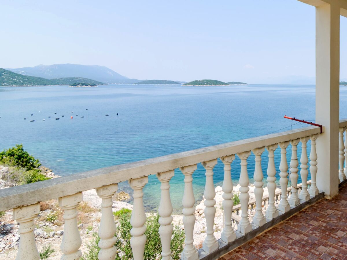 Apartment Two bedroom apartment near beach Cove Pještata, Pelješac A-14440-a