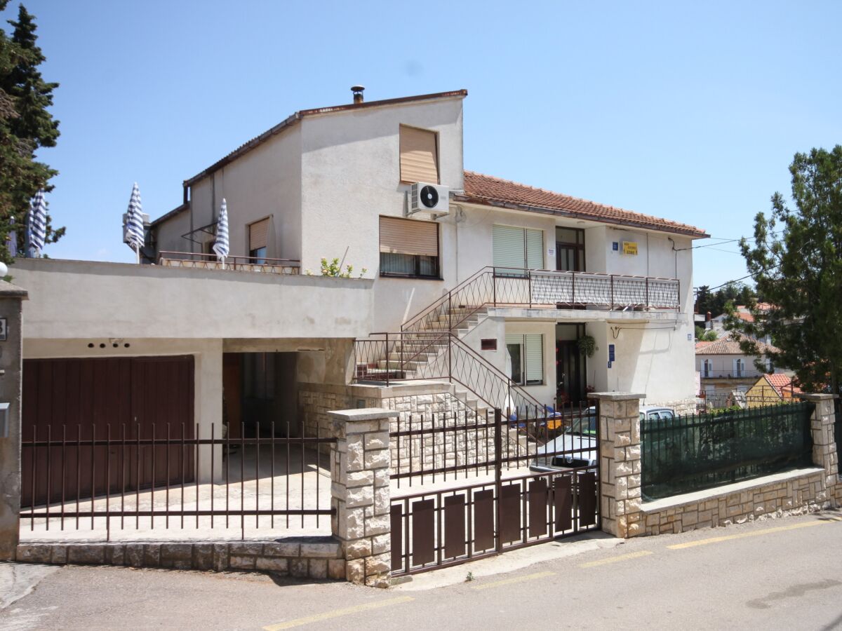 Apartment One bedroom apartment with terrace Mali Lošinj, Lošinj A-2486-a - Outdoor photo 4