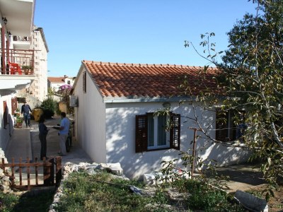 Apartment Two bedroom apartment with terrace Bol, Brač A-2899-b - Outdoor photo 5