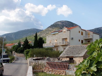Apartment One bedroom apartment with terrace and sea view Bol, Brač A-2900-b - Outdoor photo 7