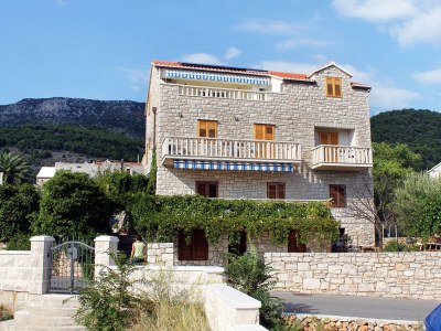 Apartment One bedroom apartment with terrace and sea view Bol, Brač A-2900-b - Outdoor photo 8