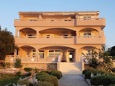 Apartment One bedroom apartment near beach Lun, Pag A-3320-e - Outdoor photo 2