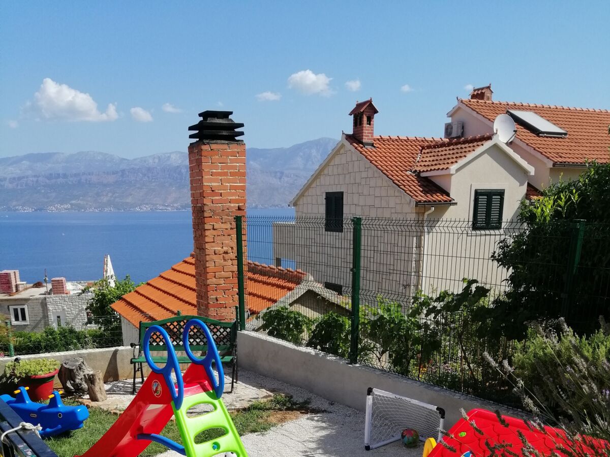 Apartment Two bedroom apartment with terrace and sea view Postira, Brač A-2911-c - Outdoor photo 4