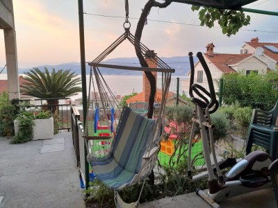 Apartment Two bedroom apartment with terrace and sea view Postira, Brač A-2911-c in Postira - Apartment