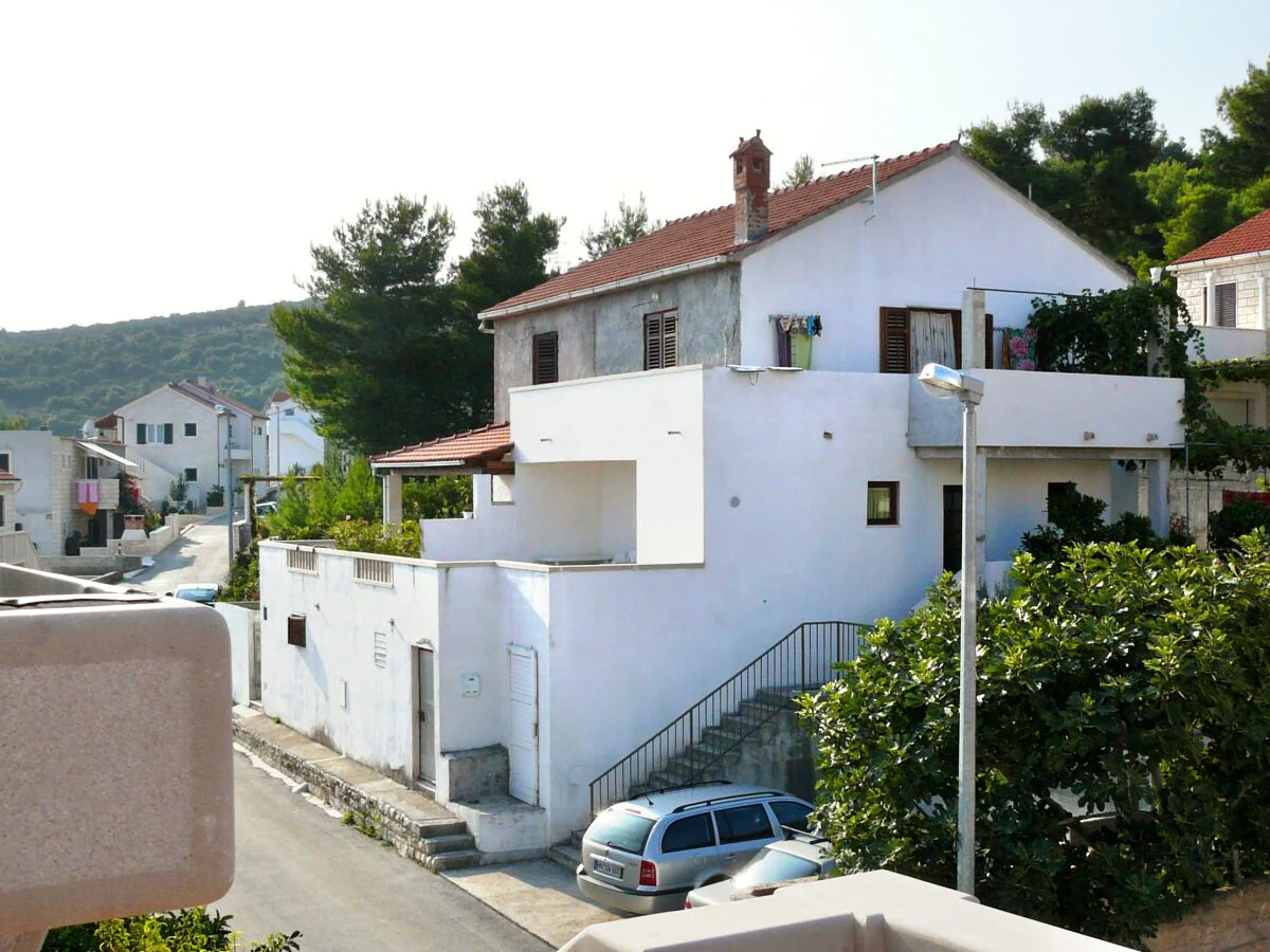 Apartment One bedroom apartment with terrace and sea view Postira, Brač A-2919-a - Outdoor photo 4