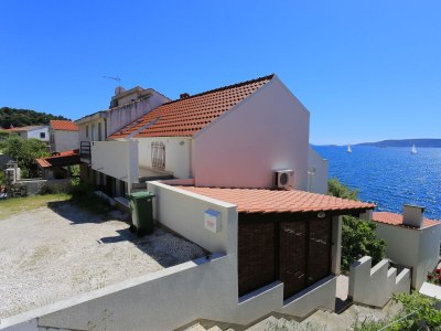 Apartment One bedroom apartment near beach Okrug Donji, Čiovo A-2977-b - Outdoor photo 7