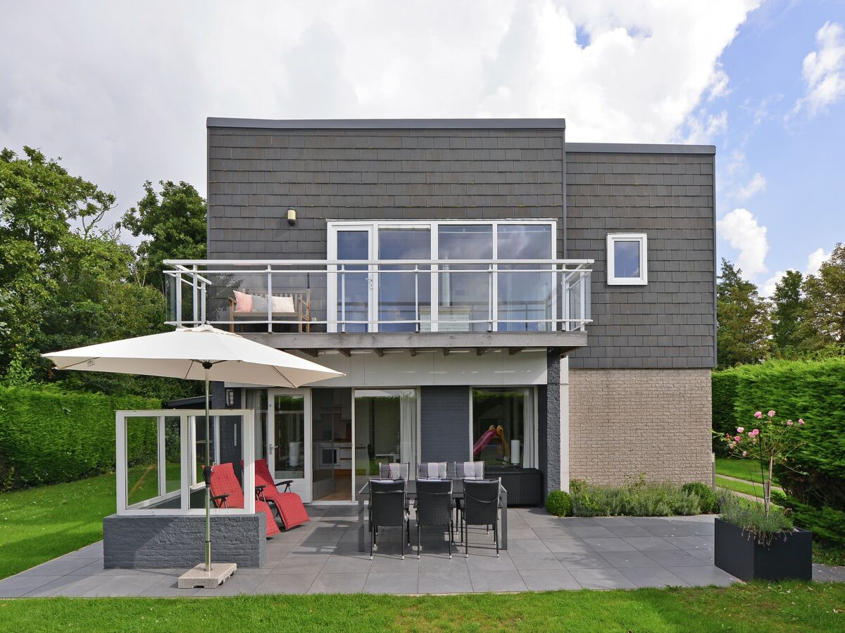 Holiday house De Ruiterplaat Lakeview Stay