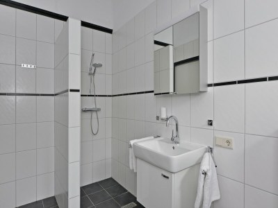 Holiday house De Ruiterplaat Lakeview Stay - Features photo 30