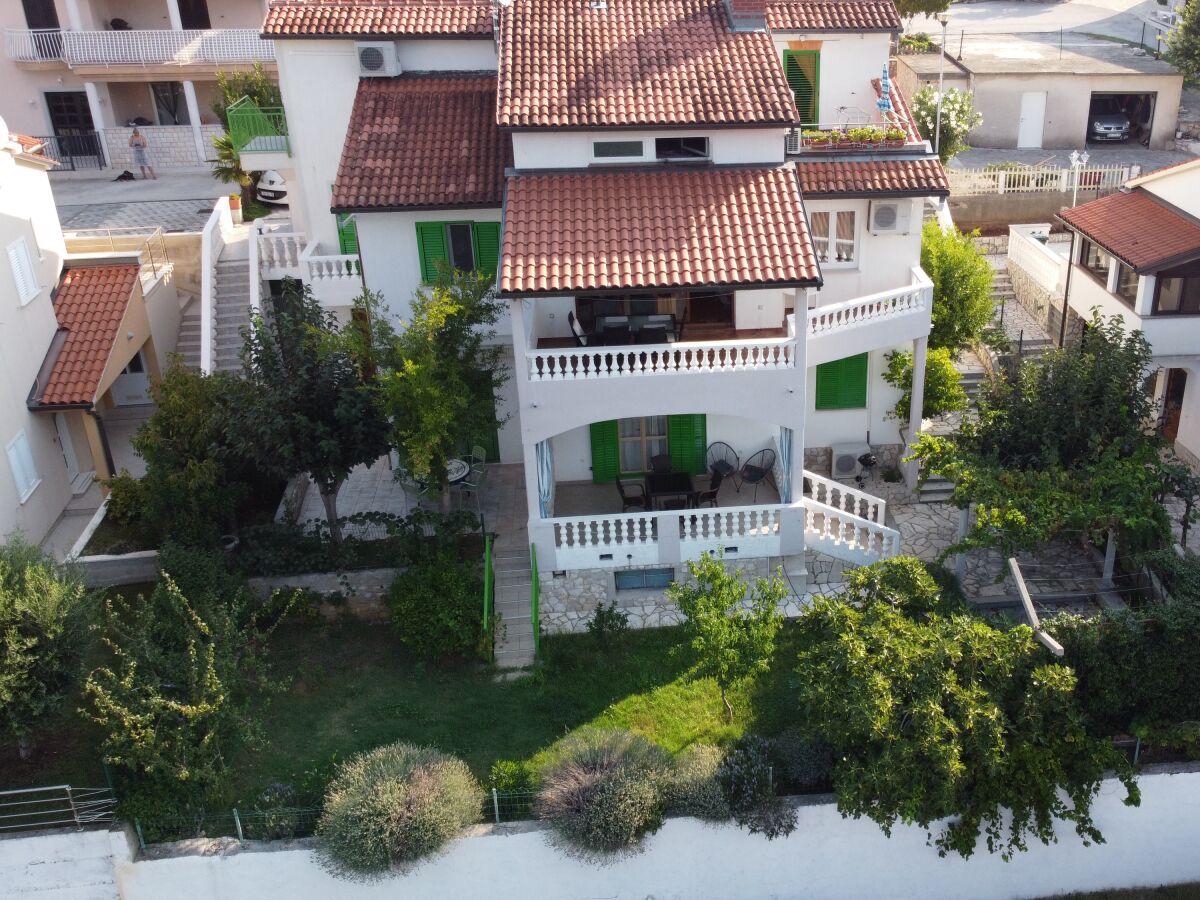 Apartment One bedroom apartment with terrace and sea view Duga Luka (Prtlog), Labin A-3025-b - Outdoor photo 3