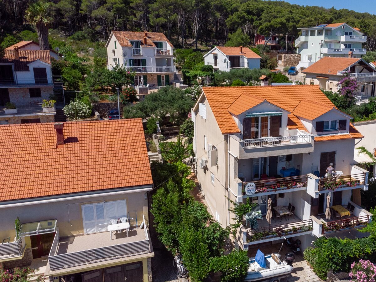 Apartment One bedroom apartment with terrace and sea view Jelsa, Hvar A-4017-a - Outdoor photo 5