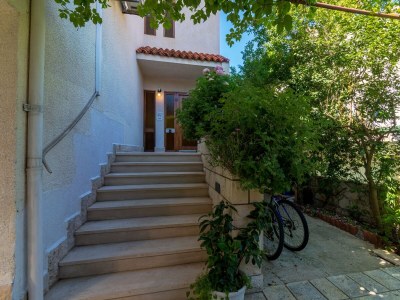 Apartment Two bedroom apartment with terrace Jelsa, Hvar A-4017-c - Outdoor photo 10