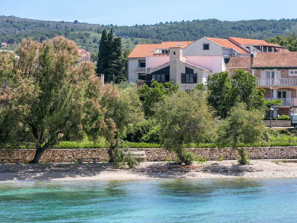 Apartment Three bedroom apartment with terrace and sea view Mirca, Brač A-732-b - Outdoor photo 2