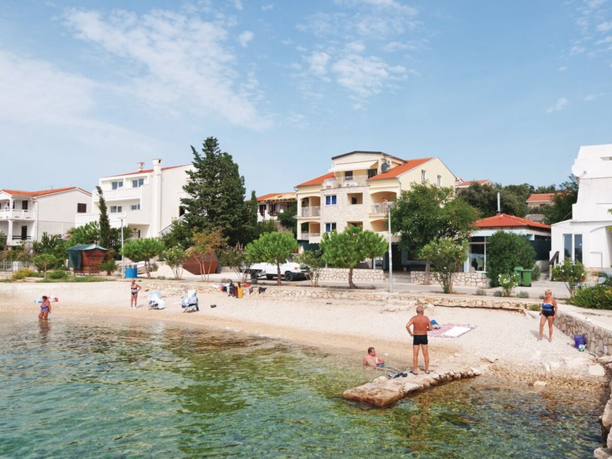 Apartment One bedroom apartment near beach Mandre, Pag A-4092-c - Outdoor photo 2