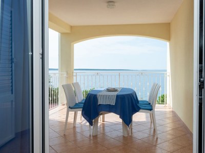 Apartment One bedroom apartment near beach Mandre, Pag A-4092-f in Kolan - Apartment