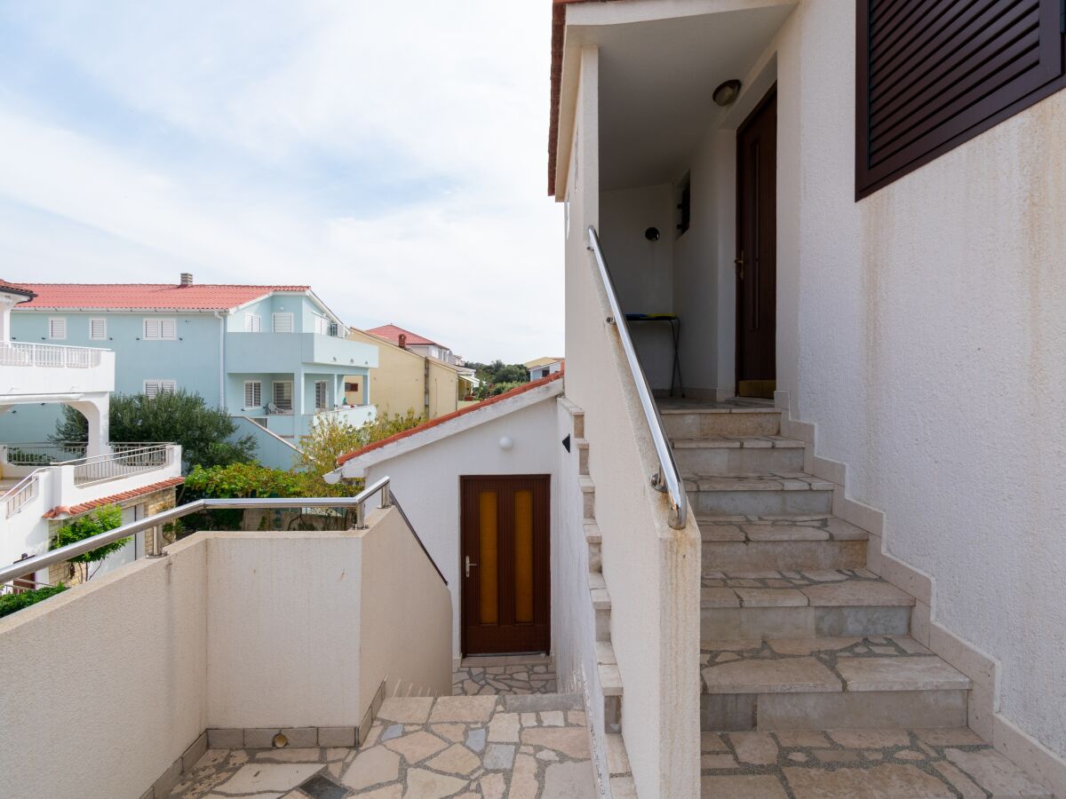 Apartment Studio flat near beach Mandre, Pag AS-4101-c - Outdoor photo 4