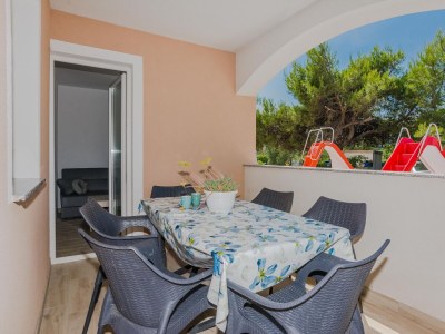 Apartment Two bedroom apartment with terrace Vir A-21782-a in Vir - Apartment