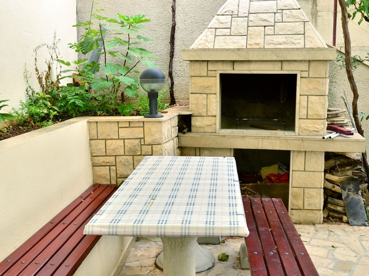 Apartment Two bedroom apartment near beach Pisak, Omiš A-658-c - Outdoor photo 5