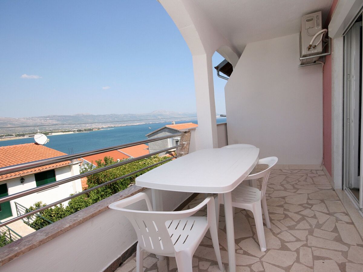 Apartment Apartments by the sea Mastrinka, Čiovo - 4648