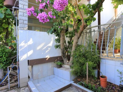 Apartment Two bedroom apartment with terrace Okrug Gornji, Čiovo A-1069-a - Outdoor photo 10