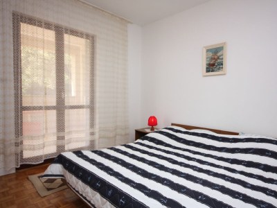 Apartment Three bedroom apartment with terrace and sea view Supetarska Draga - Gonar, Rab A-2002-c - Outdoor photo 11