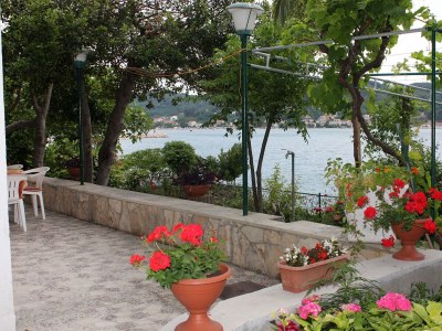Apartment One bedroom apartment near beach Supetarska Draga - Gornja, Rab A-2016-c - Outdoor photo 17