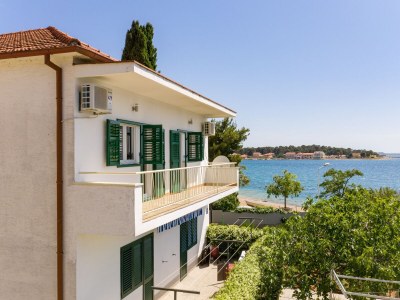 Apartment Family friendly seaside apartments Brodarica, Šibenik - 4833 - Outdoor photo 6