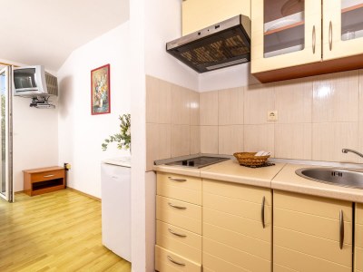Apartment Studio flat near beach Cove Pokrivenik, Hvar AS-2073-d - Outdoor photo 15