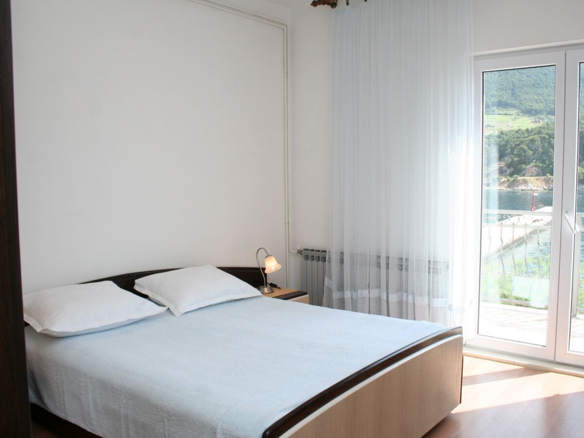 Holiday room near beach Trstenik, Pelješac S-4566-b