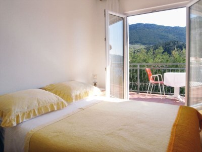 Holiday room near beach Trstenik, Pelješac S-4566-c in Trstenik - Holiday room