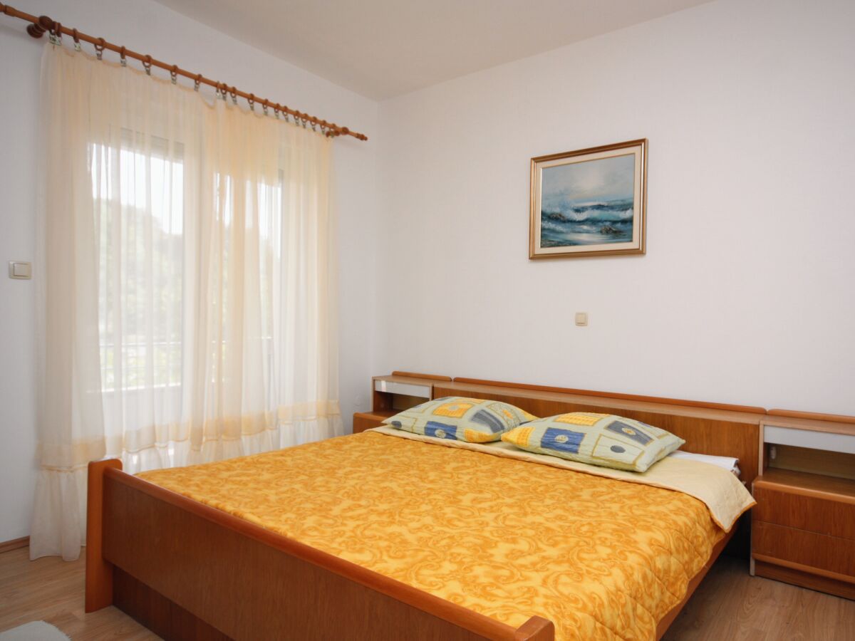 Apartment One bedroom apartment with balcony Kampor, Rab A-4986-b