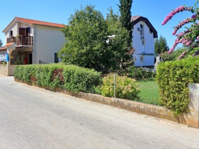 Apartment Two bedroom apartment with air-conditioning Bibinje, Zadar A-6160-a - Outdoor photo 2