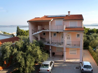 Apartment One bedroom apartment with terrace and sea view Tkon, Pašman A-6215-d in Tkon - Apartment