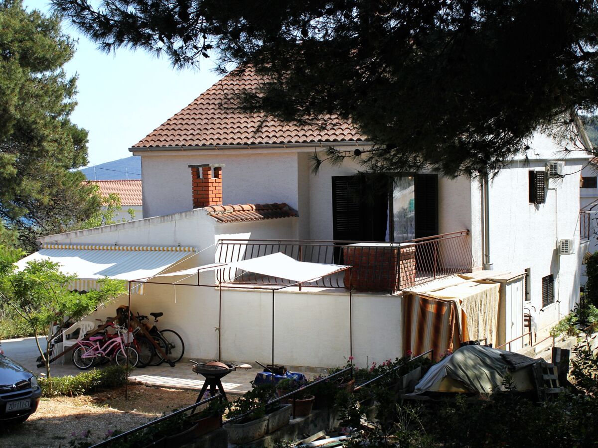 Apartment One bedroom apartment with terrace and sea view Brgulje, Molat A-6241-b - Outdoor photo 5
