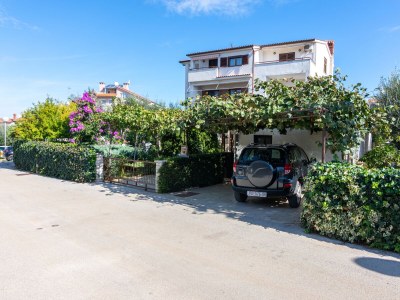 Apartment Two bedroom apartment with terrace Medulin A-7494-a - Outdoor photo 3
