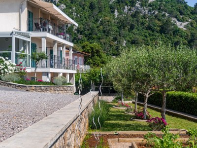 Apartment Two bedroom apartment with terrace and sea view Medveja, Opatija A-7720-b - Outdoor photo 12