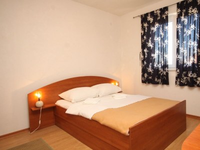 Apartment Studio flat near beach Banj, Pašman AS-8206-a in Ždrelac - Apartment