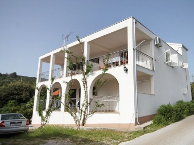 Apartment Two bedroom apartment near beach Cove Pokrivenik, Hvar A-8673-a - Outdoor photo 4