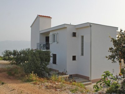 Apartment Two bedroom apartment near beach Cove Pokrivenik, Hvar A-8673-a - Outdoor photo 6