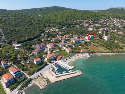 Apartment Two bedroom apartment with terrace Tkon, Pašman A-8302-a - Outdoor photo 2