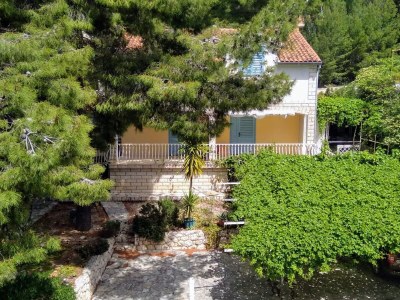Apartment Two bedroom apartment with terrace Ivan Dolac, Hvar A-8711-a - Outdoor photo 4