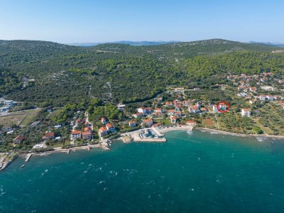 Apartment One bedroom apartment with terrace Tkon, Pašman A-8302-c - Outdoor photo 13