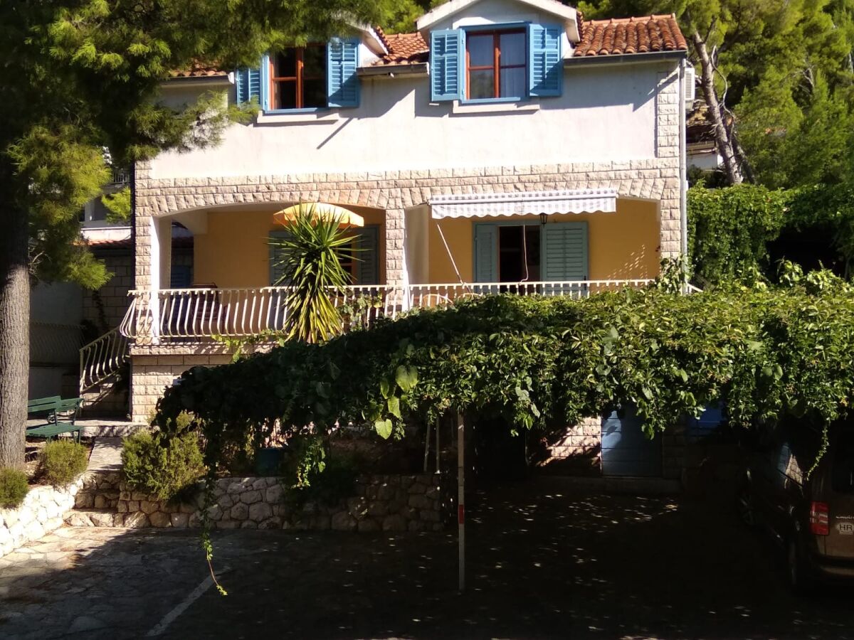 Apartment Studio flat with terrace Ivan Dolac, Hvar AS-8711-a