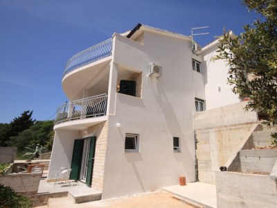 Apartment Studio flat near beach Basina, Hvar AS-8754-a - Outdoor photo 5