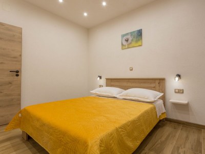 Apartment Two bedroom apartment near beach Cove Zastupac, Hvar A-8761-a - Outdoor photo 18