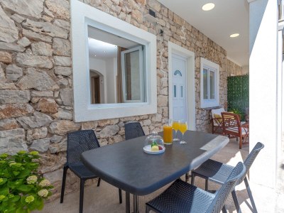 Apartment Two bedroom apartment near beach Cove Zastupac, Hvar A-8761-a - Outdoor photo 33