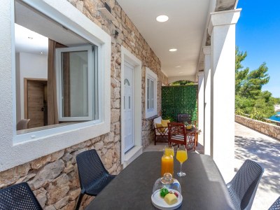 Apartment Two bedroom apartment near beach Cove Zastupac, Hvar A-8761-a - Outdoor photo 34